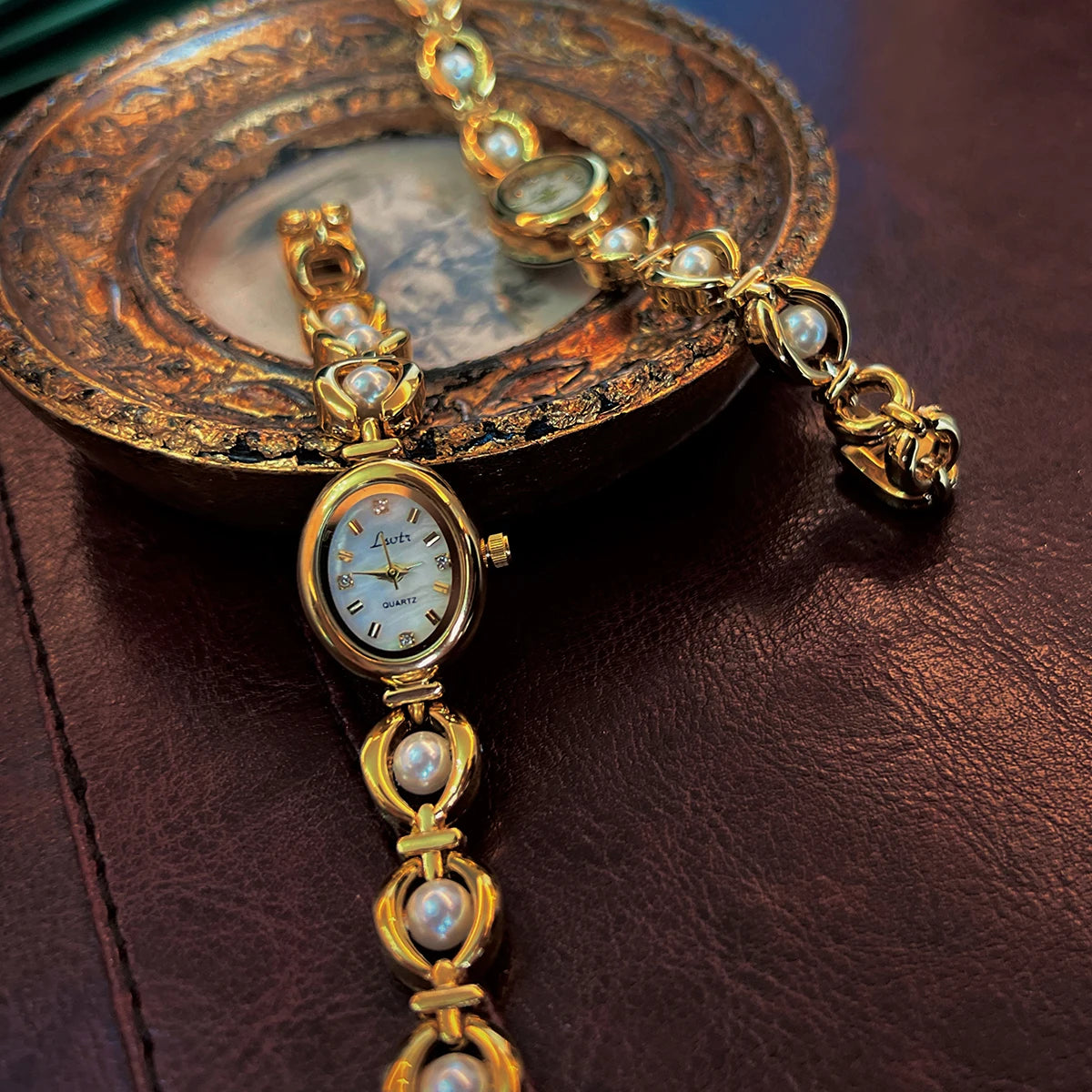 French Pearl Quartz Watch