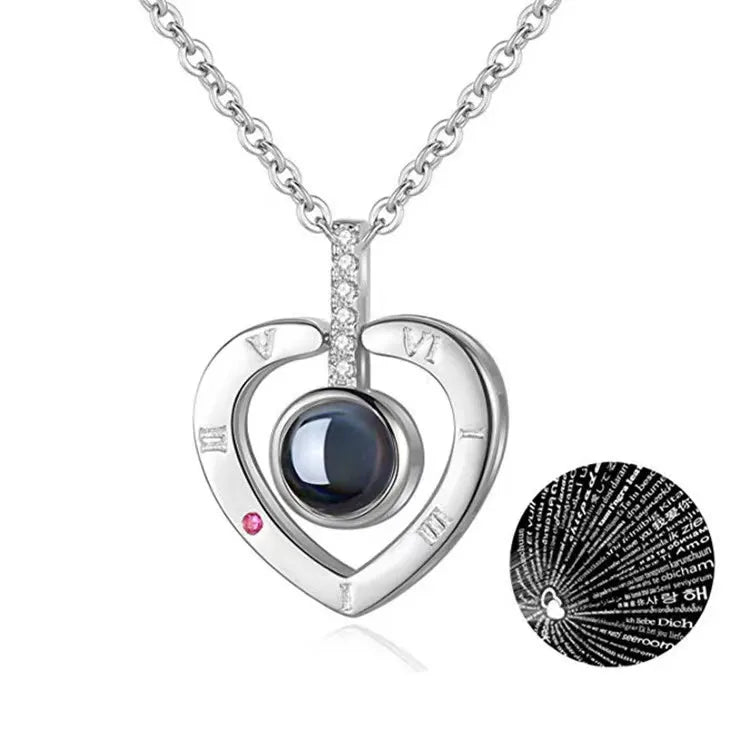 Elegant Love Projection Necklace – Timeless Romantic Jewelry Gift