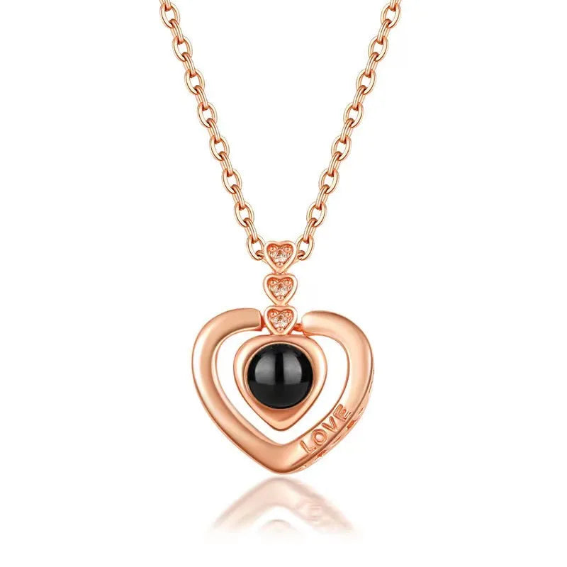 Elegant Love Projection Necklace – Timeless Romantic Jewelry Gift
